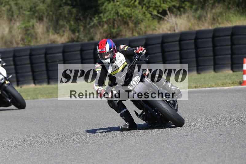 Archiv-2025/49 26.08.2025 Cornu Master School ADR/blau-bleu/0-1